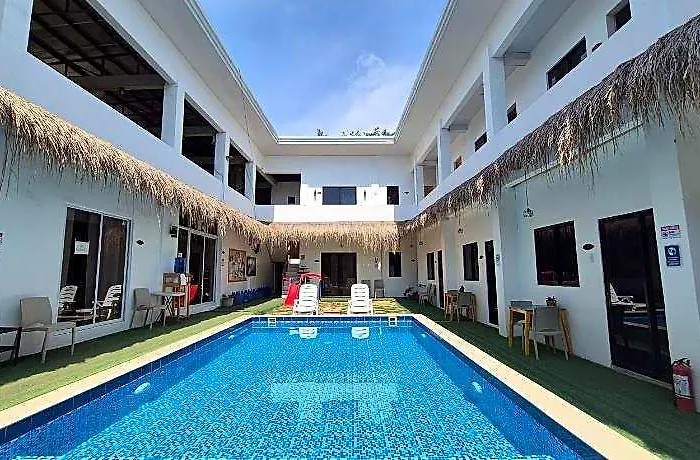 Camotes Backpackers ホテル 3*