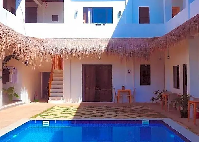 Camotes Backpackers Hotel