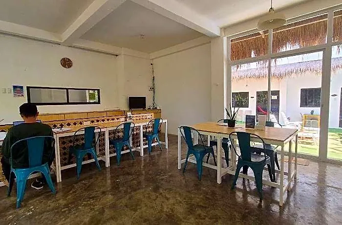 Hotel Camotes Backpackers
