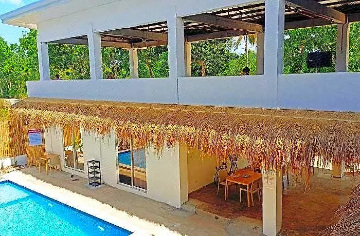 Camotes Backpackers ホテル