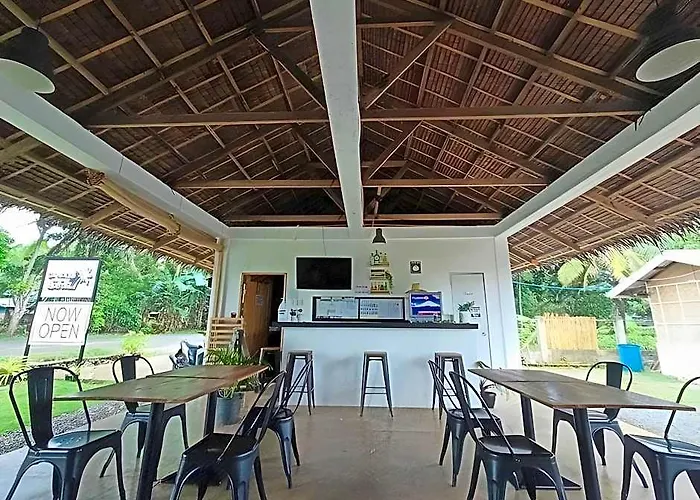 Camotes Backpackers ホテル 3*